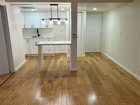 1450 Locust Ave, Long Beach, CA