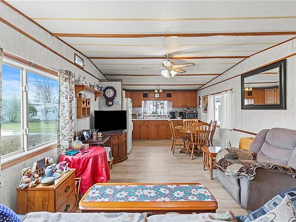 4th image of 3033 Townline Rd #347