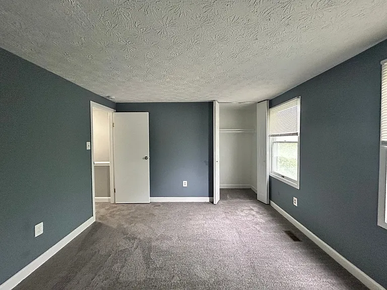 2607 S Paca St — Photo 5