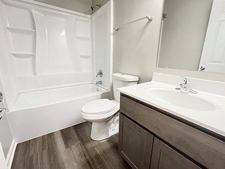 Revere Village Apartments — Photo 67
