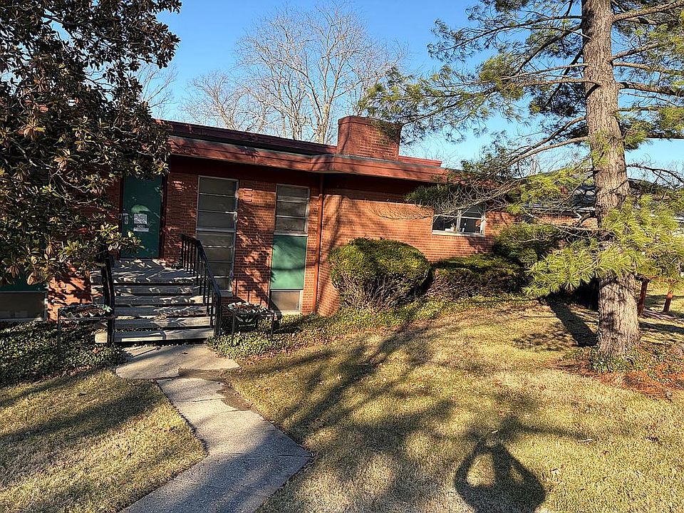 1st image of 2328 Section Rd