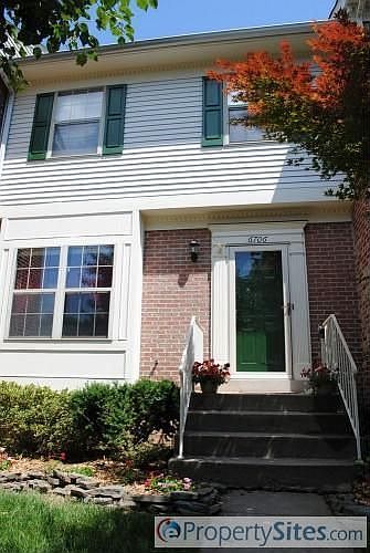 1st image of 6706 Sunset Woods Ct