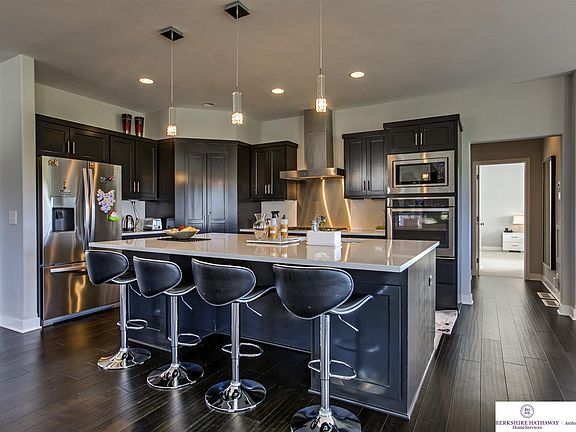 5th image of 6518 N 160th Ave