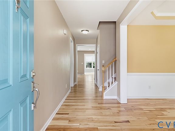 3rd image of 9618 Leighfield Way