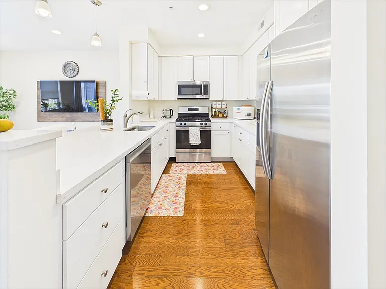 70 Endicott St #1505 — Photo 3