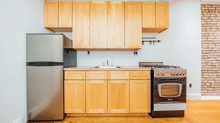 Rented by Nooklyn NYC LLC | media 15