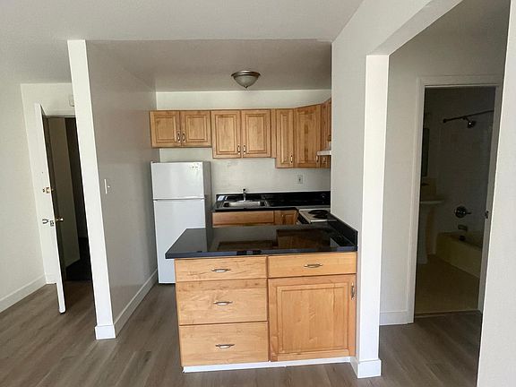 4th image of 1455 Filbert St #209