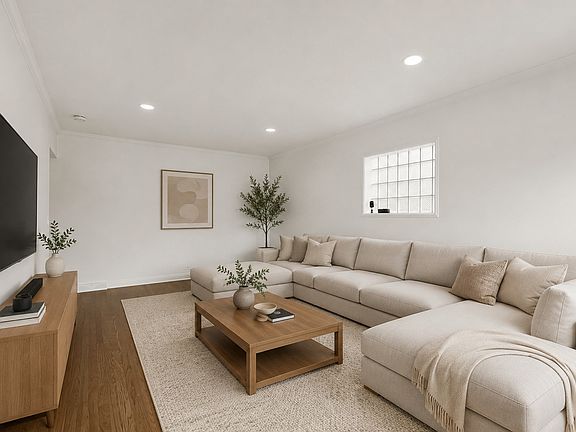 3rd image of 3310 Highland Ave