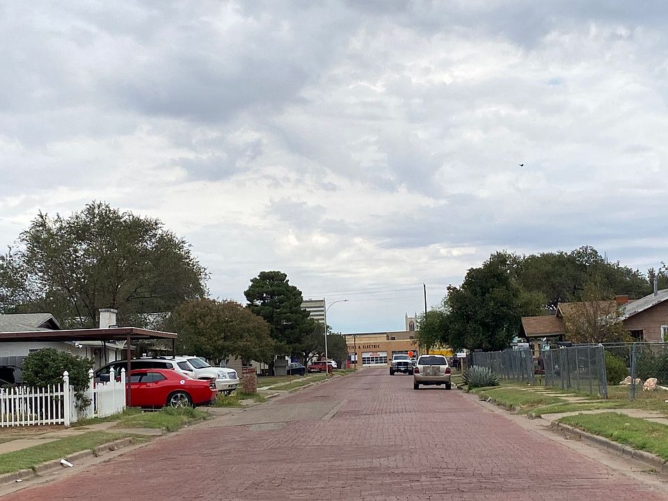 2nd image of 1932 Avenue N