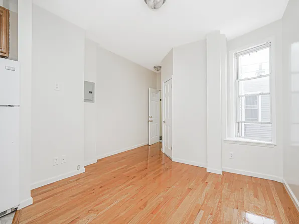 599 18th Street image 28 of 44