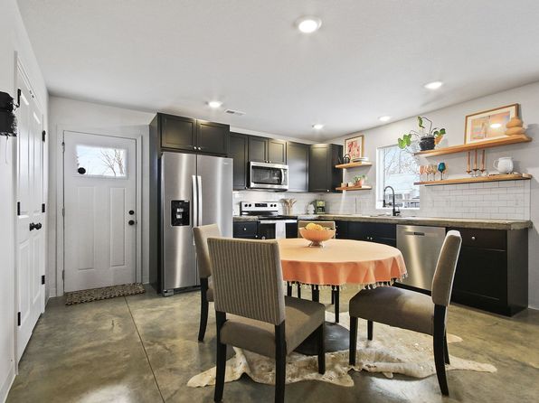 204 3rd Ave #100