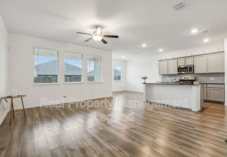 3803 Thomas Plains Dr — Photo 6