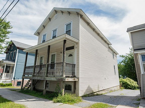 2nd image of 174 Grand Ave