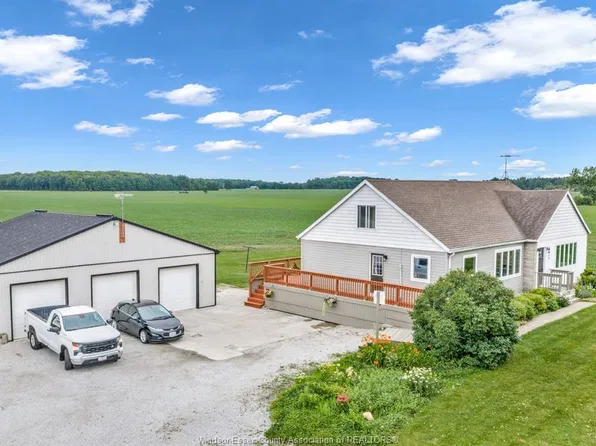 1226 Puce Rd, Lakeshore, ON N8M 2X7