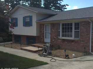 407 Deerwood Dr, Fredericksburg, VA 22401