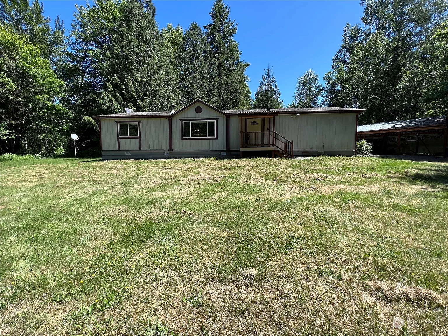 9209 330th Street E photo 1