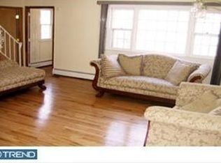 359 Forrest Ave, Elkins Park, PA 19027