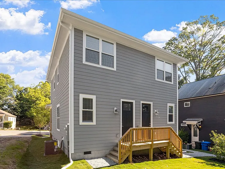 320 Gray Ave #A — Photo 26