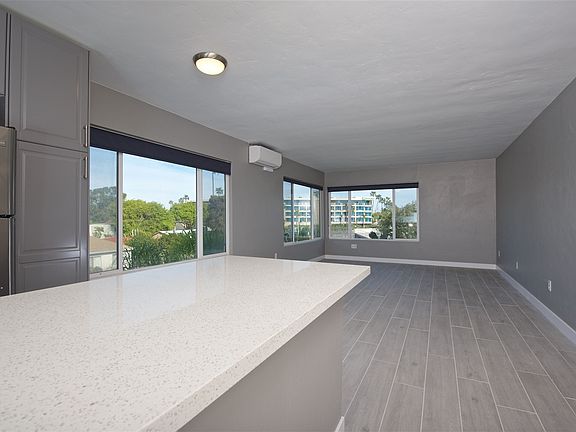 5th image of 1575 Scott St APT 11