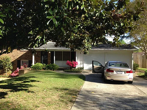 2148 Sun Valley Dr SE Photo 1
