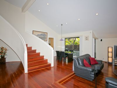 7157 Hawaii Kai Dr, Honolulu, HI, 96825