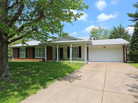 2nd image of 12960 Whitecliff Ct