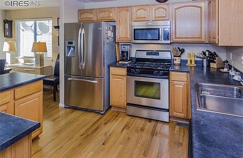 3rd image of 2221 Dogwood Dr