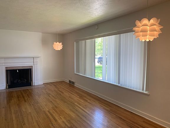 Living room upstairs