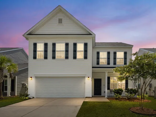 258 Weeping Cypress Dr, Moncks Corner, SC 29461