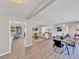 6000 Meredith Ln, Edgecliff Village, TX 76134