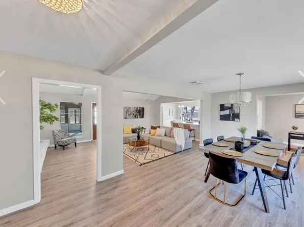 6000 Meredith Ln, Edgecliff Village, TX 76134