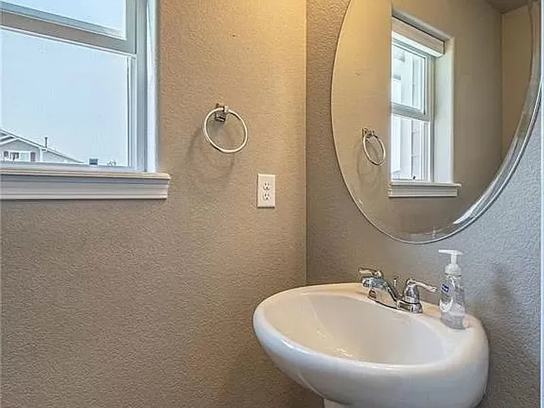 8884 Vanderwood Rd — Photo 19