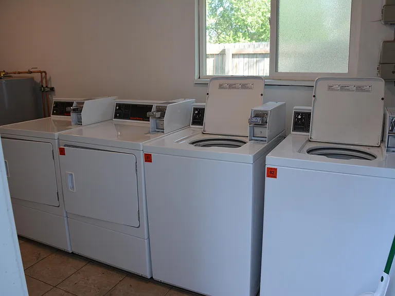 onsite laundry