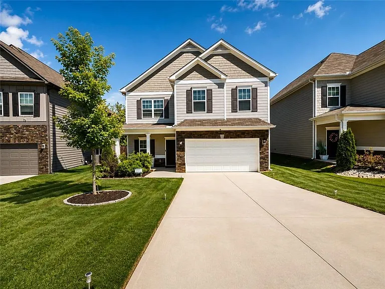 2308 Hastings Manor Ln — Photo 1