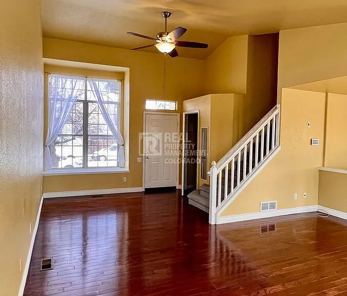 1408 Marigold Dr — Photo 3