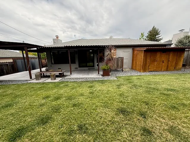 2594 Roosevelt Ave — Photo 20