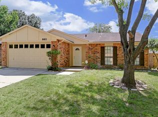 8611 Lakeside Forest Dr, Houston, TX 77088