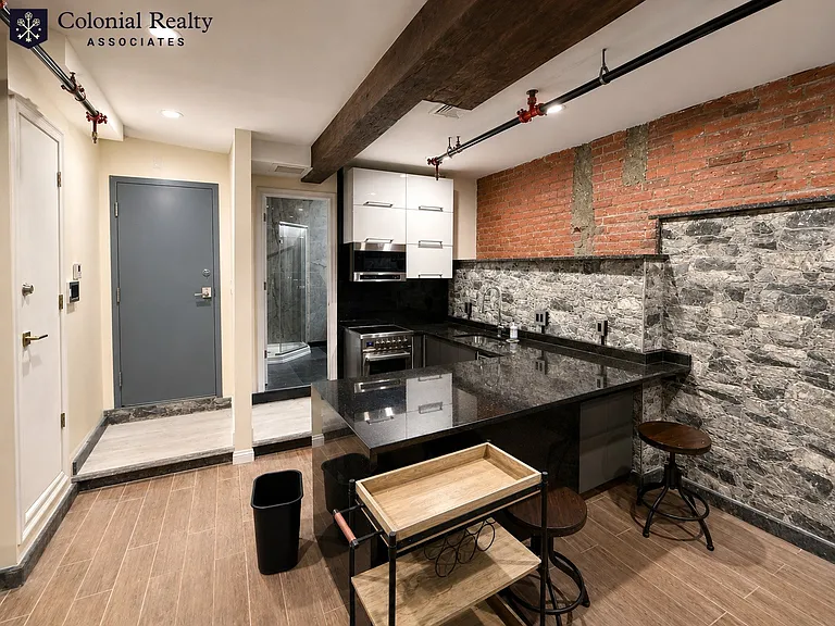 1034 Commonwealth Ave #104 — Photo 16