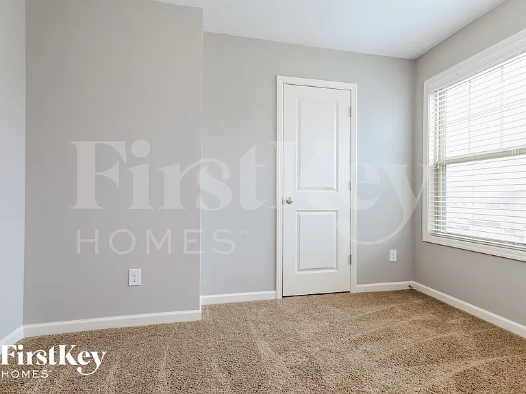 4218 Spruce Trl — Photo 13