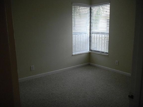 3rd image of 4319 Carambola Cir S