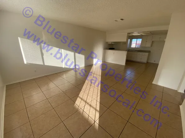 13583A, 13583 Algonquin Rd APT 4, Apple Valley, CA 92308