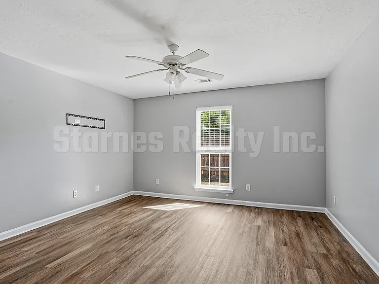 469 Strutter Trl — Photo 15