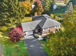 35 Tieman Rd, Schenectady, NY 12302