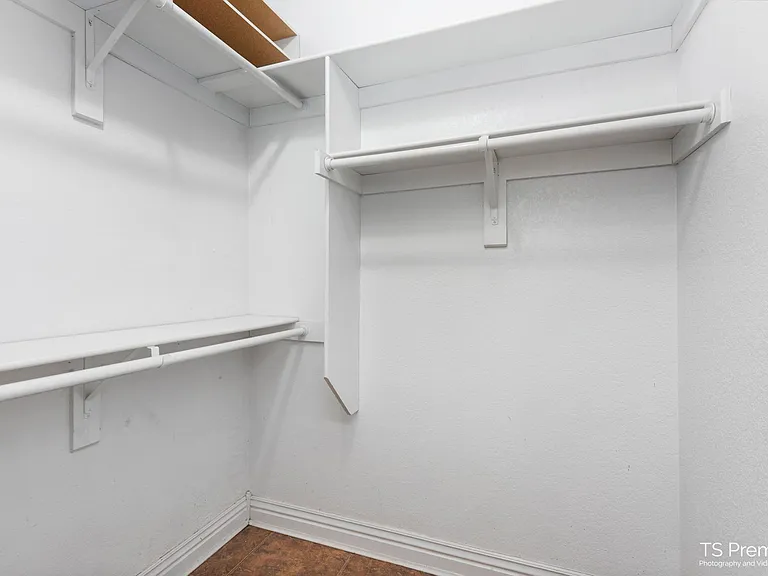 523 N Storer Ave #1-3 — Photo 6