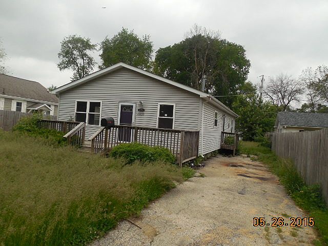 1st image of 23620 W Ottawa St