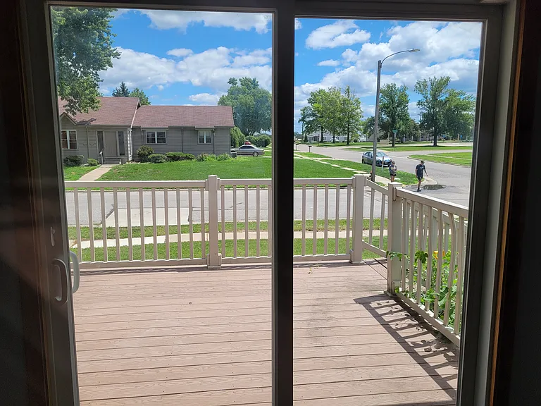 201-203 Southridge Cir — Photo 10