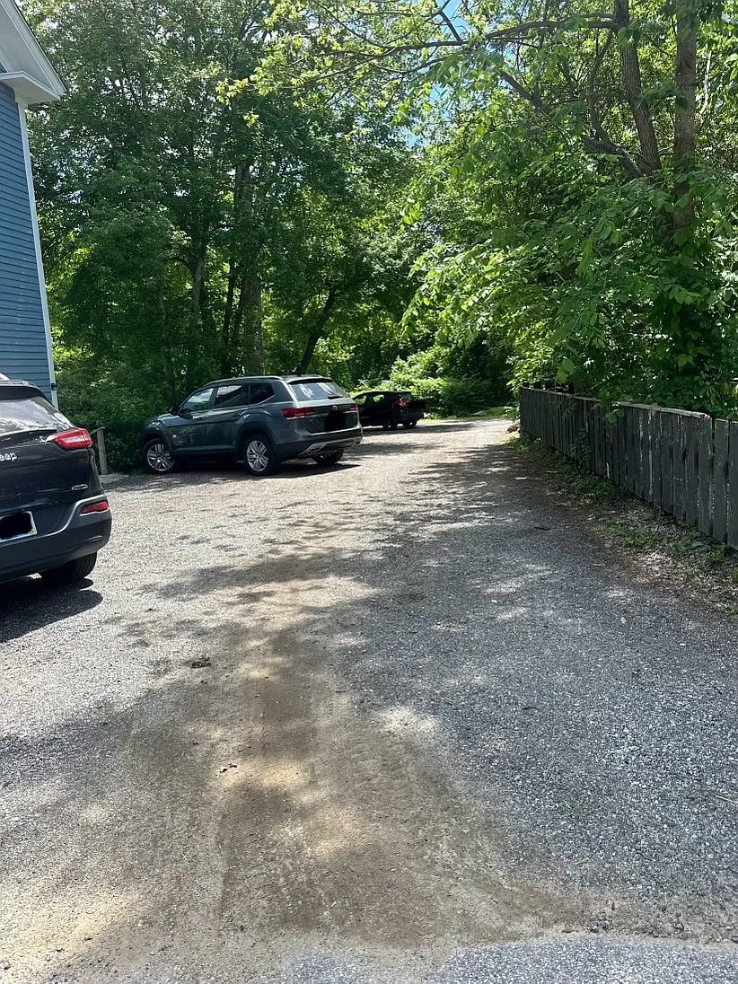 3 bed, 1560 sqft, $2,000 — Photo 3