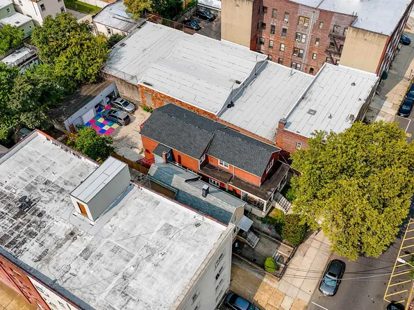 76 West 25th Street image 21 of 21