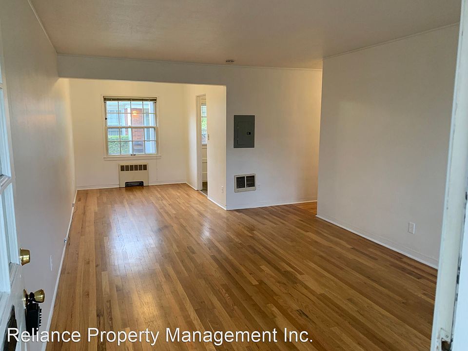 1st image of 3904-4014 SE Cesar E Chavez Blvd #16