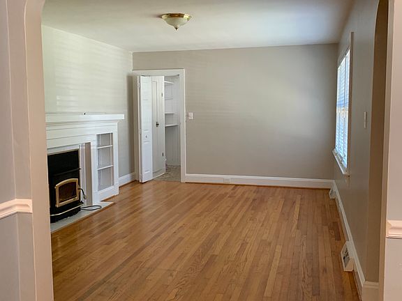 3rd image of 1645 Marvelle Ave